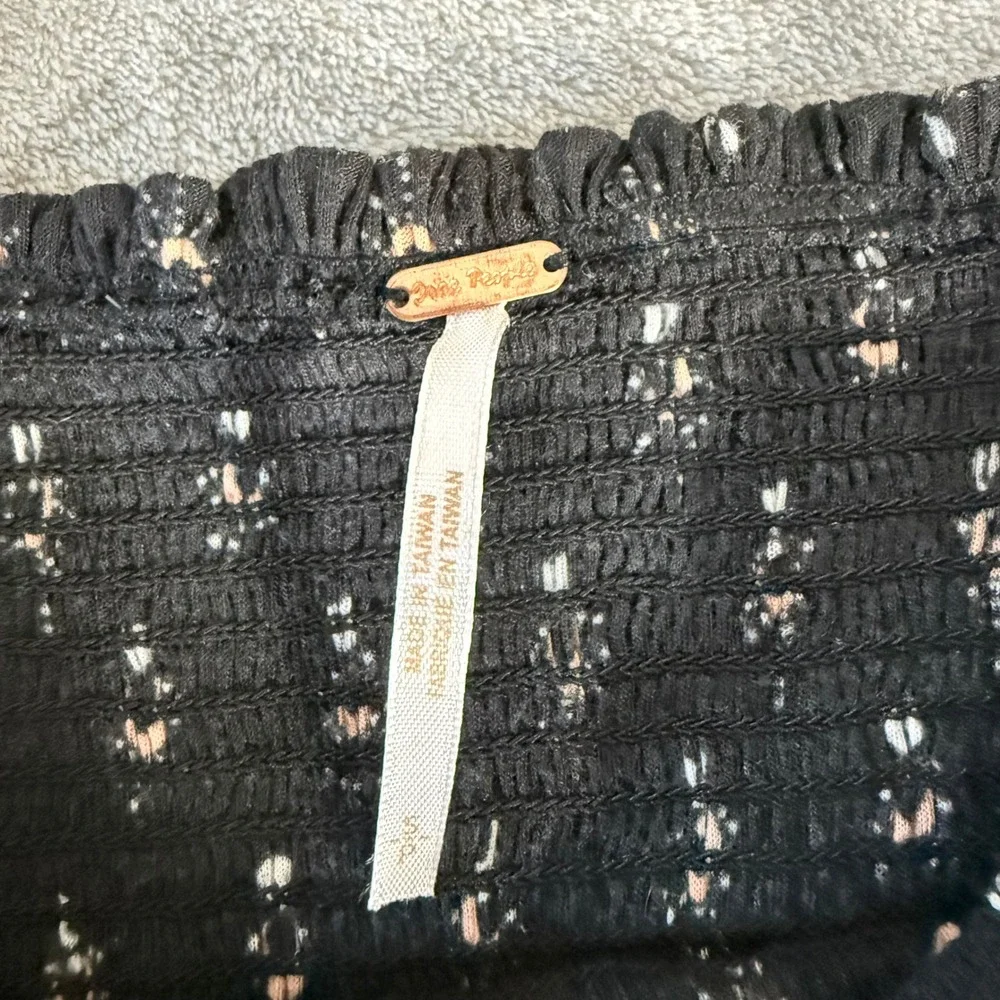 Free People‎ Smocked Celestial Crop Top Womens XS Black Moon Sun Long Sleeve EX
